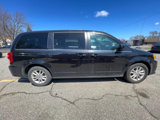 Used 2019 Dodge Grand Caravan SXT image 5