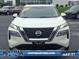 Used 2021 Nissan Rogue SV w/ Premium Package image 2