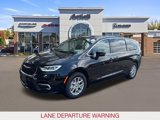 New 2025 Chrysler Pacifica Select image 4