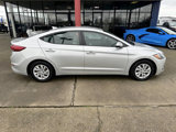 Used 2017 Hyundai Elantra SE image 4