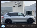 Used 2024 Volkswagen Tiguan SE R-Line image 2