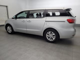 Used 2018 Kia Sedona L image 3