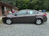 Used 2018 Kia Forte LX image 2