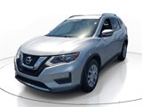 Used 2017 Nissan Rogue S image 2