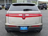 Used 2012 Lincoln MKT AWD image 5