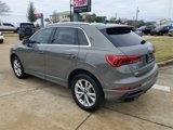 Used 2022 Audi Q3 2.0T Premium image 3