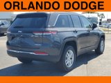 New 2025 Jeep Grand Cherokee Laredo image 3