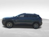 Used 2019 Jeep Cherokee Latitude Plus w/ Comfort/Convenience Group image 3