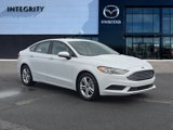 Used 2018 Ford Fusion SE image 2