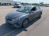 Used 2022 Kia Forte LXS w/ LXS Technology Package image 2