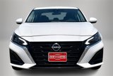 Used 2023 Nissan Altima 2.5 SV image 2