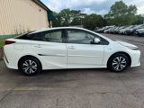 Used 2017 Toyota Prius Prime Premium image 4
