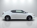Used 2015 Scion tC image 4