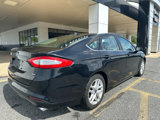 Used 2016 Ford Fusion SE image 2