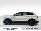 Certified 2022 Volkswagen Tiguan SE image 2