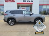 Used 2022 Nissan Rogue SV w/ SV Premium Package image 4