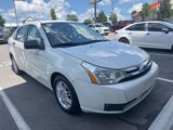 Used 2010 Ford Focus SE image 2