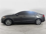 Used 2016 Ford Fusion SE image 2