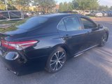 Used 2018 Toyota Camry SE image 4