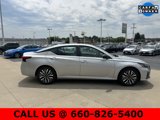 Used 2024 Nissan Altima 2.5 SV image 3