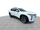 New 2025 Chevrolet Trax LT w/ Sunroof Package image 2