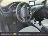 Used 2022 Ford Escape SE w/ SE Sport Appearance Package image 4