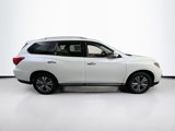 Used 2020 Nissan Pathfinder SV image 4