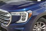 Used 2023 GMC Terrain SLT w/ Tech Package image 3