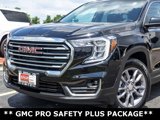 Used 2022 GMC Terrain SLT image 3