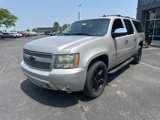 Used 2009 Chevrolet Suburban LTZ image 2