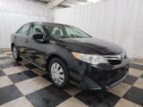 Used 2014 Toyota Camry LE image 3