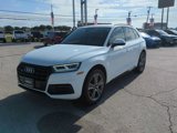 Used 2019 Audi Q5 2.0T Premium Plus w/ Premium Plus Package image 4