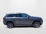 Used 2017 Jeep Grand Cherokee Limited w/ Luxury Group II image 4