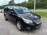 Used 2011 Volkswagen Routan SE image 6