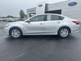Used 2016 Nissan Altima 2.5 S w/ Power Driver Seat Package image 4