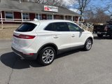 Used 2017 Lincoln MKC Select w/ Select Plus Package image 2
