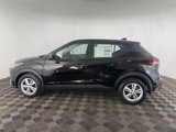 New 2025 Nissan Kicks Play S image 4