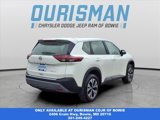 Used 2023 Nissan Rogue SV image 3