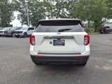 Certified 2022 Ford Explorer XLT image 4