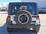 Used 2015 Jeep Wrangler Rubicon w/ Power Convenience Group image 5