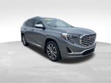 Used 2019 GMC Terrain Denali w/ Advanced Safety Package image 3