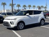 Used 2022 Kia Soul LX image 2