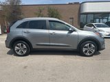 Used 2022 Kia Niro EX image 4