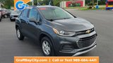 Used 2018 Chevrolet Trax LT w/ LT Convenience Package image 2