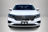 Used 2022 Volkswagen Passat 2.0T SE image 2