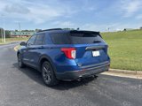 Used 2022 Ford Explorer XLT w/ Equipment Group 202A image 3