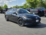 Used 2021 Hyundai Elantra SEL image 2