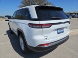 New 2025 Jeep Grand Cherokee Laredo w/ Luxury Tech Group I image 4