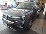 Certified 2024 Volkswagen Taos SE w/ Panoramic Sunroof Package image 4