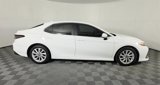Used 2022 Toyota Camry LE image 3